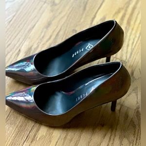Katy Perry beautiful Iridescent Pump